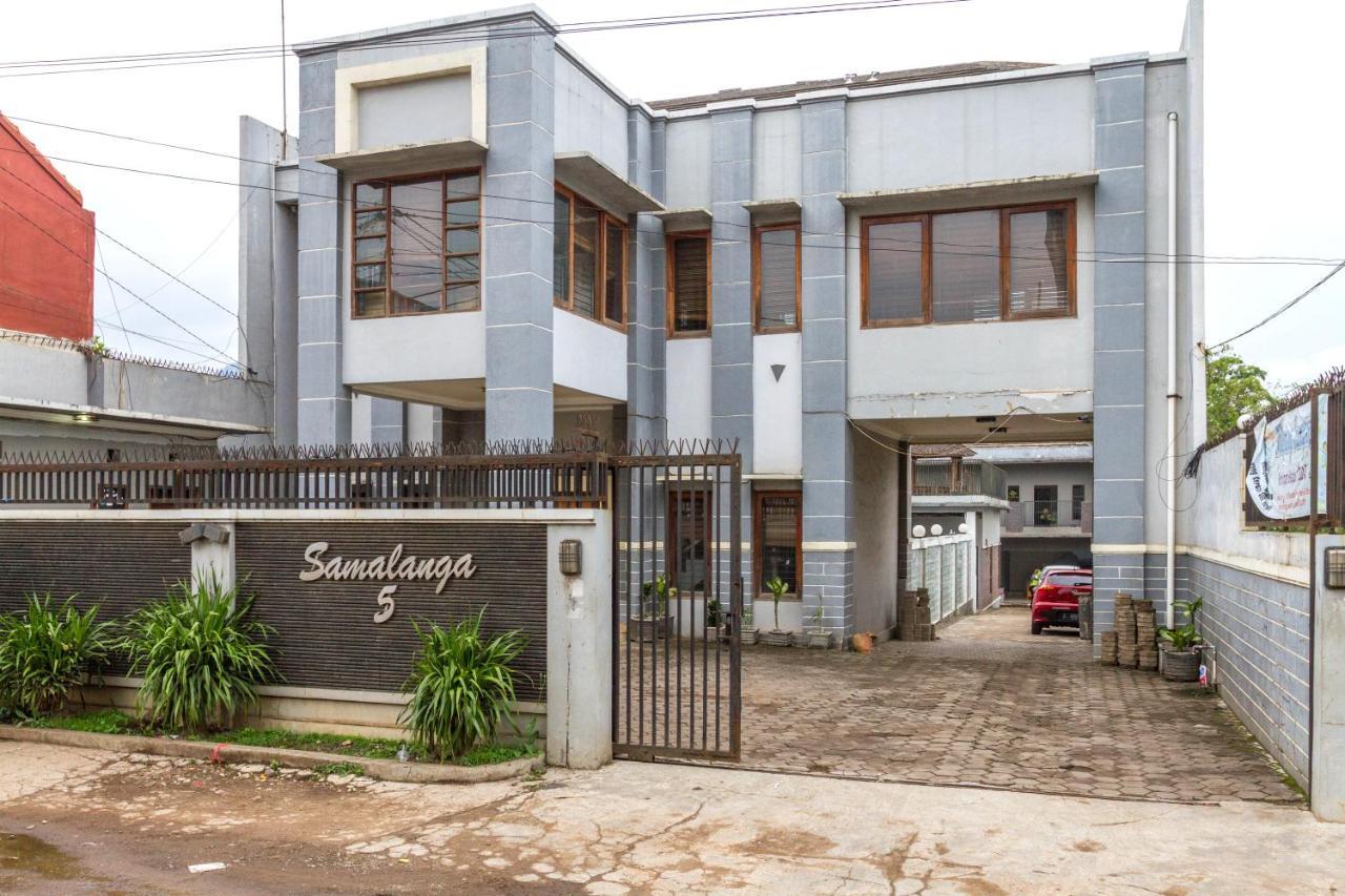 Reddoorz Near Jatinangor Town Square Exterior foto