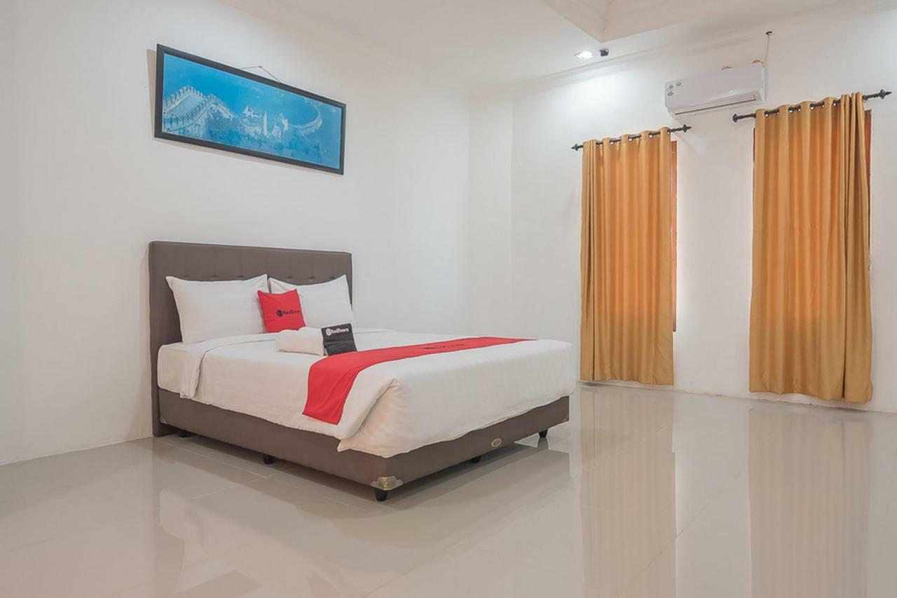 Reddoorz Near Jatinangor Town Square Exterior foto